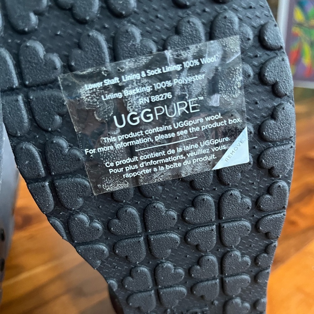 Ugg Love boots with embellishments, NEW - Picture 12 of 14